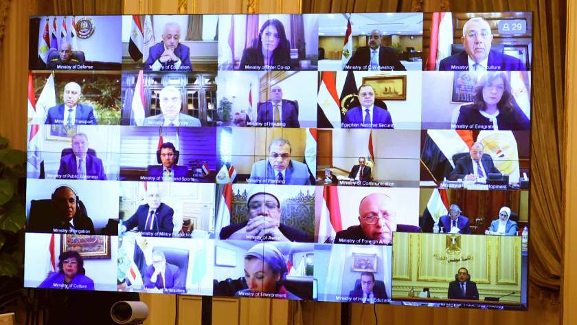 رئيس الوزراء فى أول اجتماع مع الحكومة بالـ«فيديو كونفرانس»