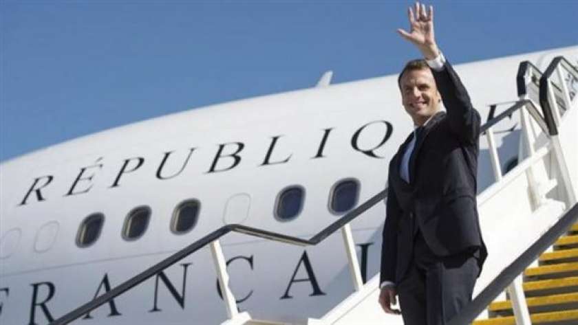 الرئيس الفرنسي يصل منغوليا
