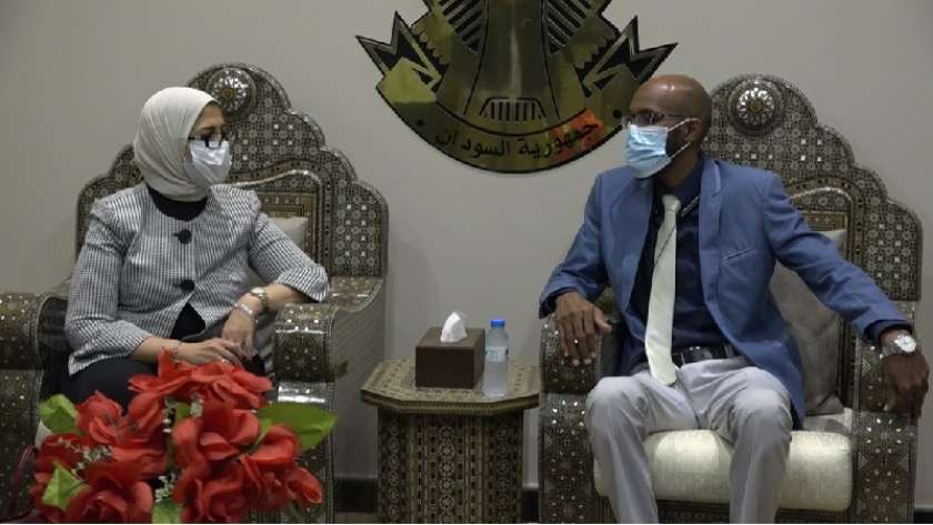 لقاء وزيرة الصحة ونظيرها السودانى