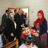 محافظ القاهرة يطمئن على لجان الابتدائية