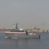 وزير الدفاع يتفقد أعمال ميناء شرق التفريعة