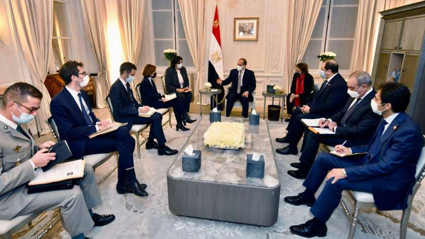 الرئيس عبدالفتاح السيسي يلتقي وزيرة الجيوش الفرنسية