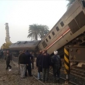 "الوطن" تنشر صورا جديدة لحادث انقلاب قطار بني سويف