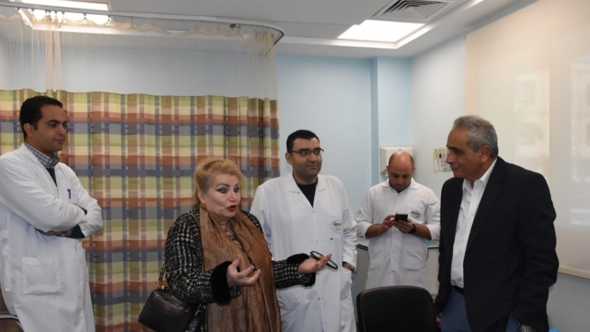 الطبيبة لانا اللبنانية تزور مستشفى شفاء الأورمان بالأقصر