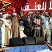 قادة العنف من فوق منصة رابعة