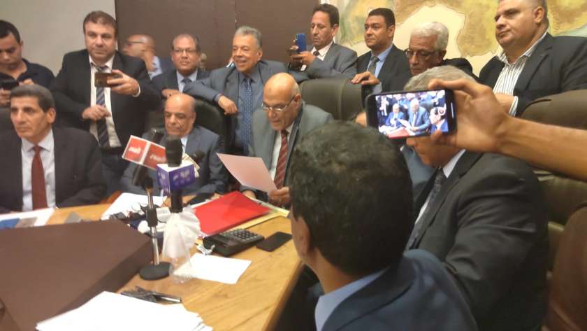 المستشار عبد الناصر أبو العزم رئيس اللجنة القضائية