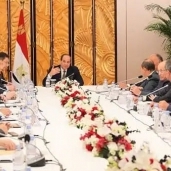 جانب من اجتماع الرئيس عبد الفتاح السيسي مع المستثمرين في حضور التراس