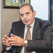 هشام عكاشة رئيس البنك الأهلي