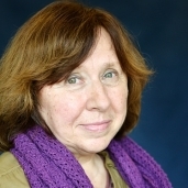 الكاتبة البيلاروسية سفيتلانا ألكسيفيتش