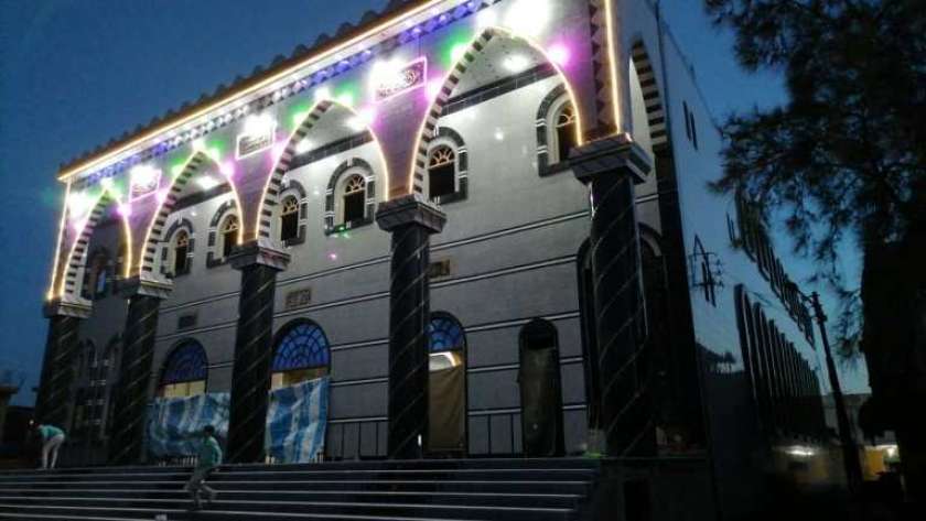 المساجد تتزين لاستقبال رمضان