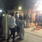 تجمهر العشرات أمام مركز شرطة إدفو عقب وفاة متهم داخل مركز الشرطة