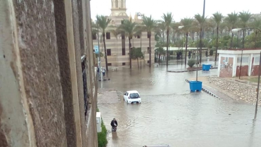 الأمطار بشوارع القاهرة اليوم