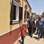 إعادة إعمار 35 منزلاً بقرية نزلة باقور بمركز ابوتيج