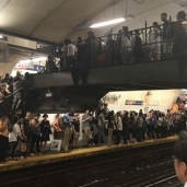 تكدس الركاب بمحطة مترو شارع 168بنيويورك