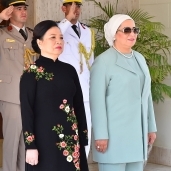 قرينة الرئيس السيسي وزوجة الرئيس الفيتنامي