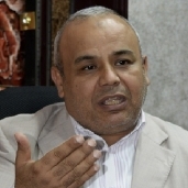 الدكتور أشرف عثمان