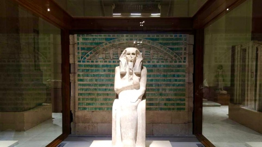 تمثال الملك زوسر