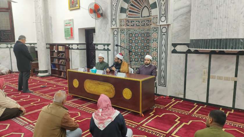 خلال أمسية ثقافية دينية في مسجد التنعيم بمدينة مرسي مطروح