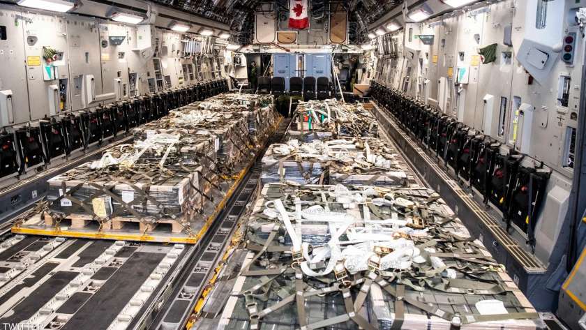 كندا ترسل طائرة مساعدات عسكرية لأوكرانيا