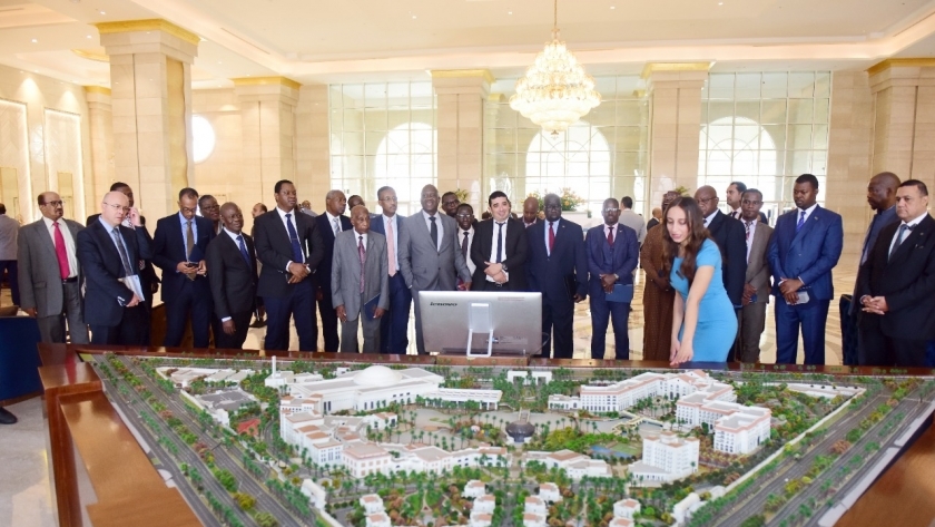 وزارة الاستثمار تنظم زيارة للسفراء الأفارقة إلى العاصمة الإدارية للتعرف على فرص الاستثمار بها