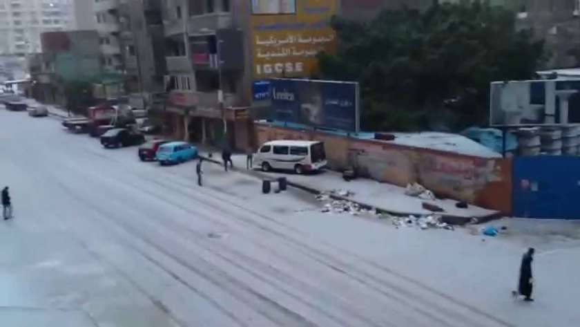 تساقط الثلوج في الاسكندرية