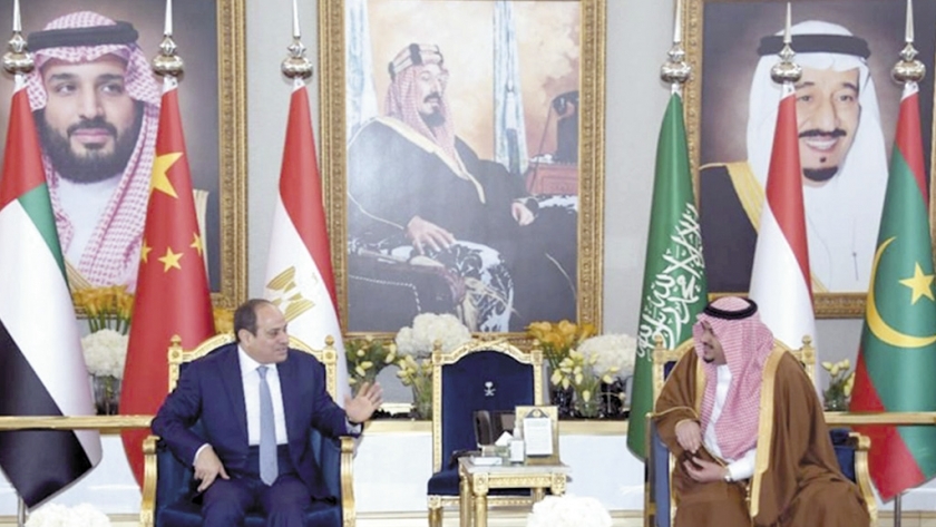الرئيس السيسي يصل إلى العاصمة السعودية الرياض للمشاركة في القمة العربية الصينية الأولى