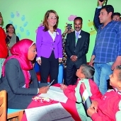 وزيرة التضامن الاجتماعى خلال مشاركتها ببرنامج «الأطفال بلا مأوى»