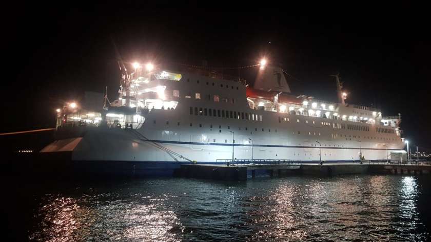 السفينة لوجوس هوب تغادر ميناء بورسعيد السياحي