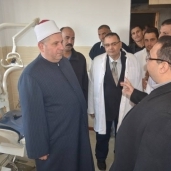 "ابوهاشم" أثناء افتتاح المستشفى