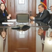 جانب من لقاء وفد الدبلوماسية الشعبية المصرية مع أعضاء لجنة الشؤون القضائية بالكونجرس