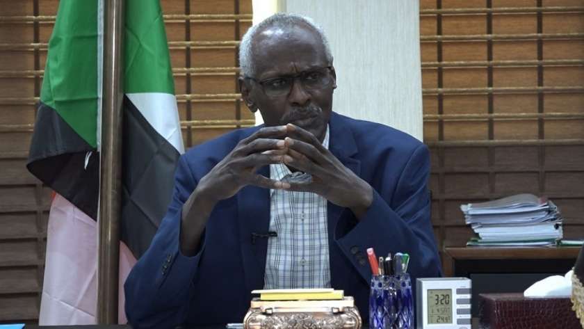وزير الري والموارد المائية السوداني الدكتور ياسر عباس