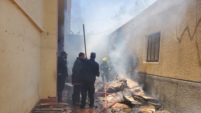 السيطرة على حريق في شقة بمنشأة ناصر دون إصابات - تعبيرية