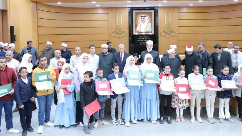 الفائزين في مسابقة بنك فيصل الإسلامي لحفظ وتجويد القرآن