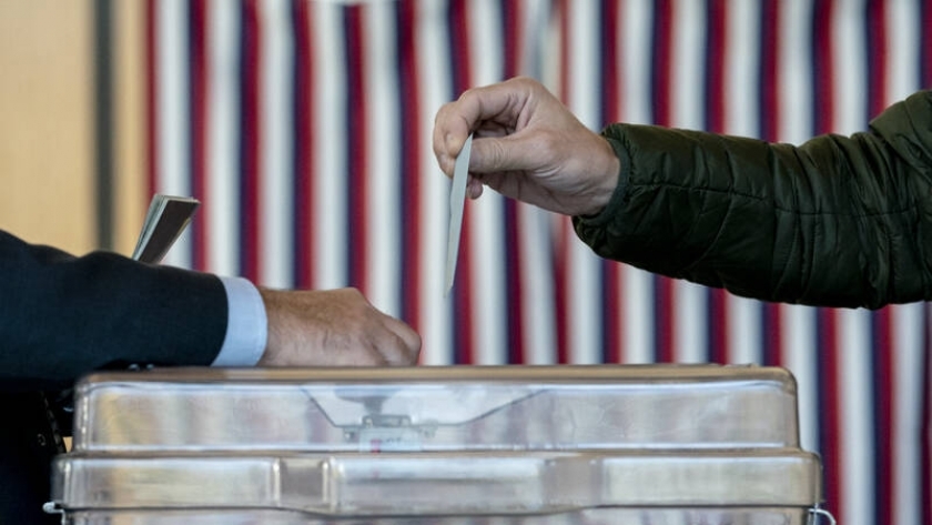 صندوق اقتراع الخاص بالانتخابات الرئاسية الفرنسية