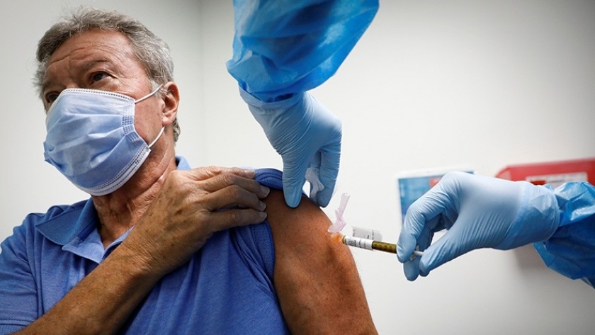 تطعيم كبار السن في الولايات المتحدة ضد كورونا