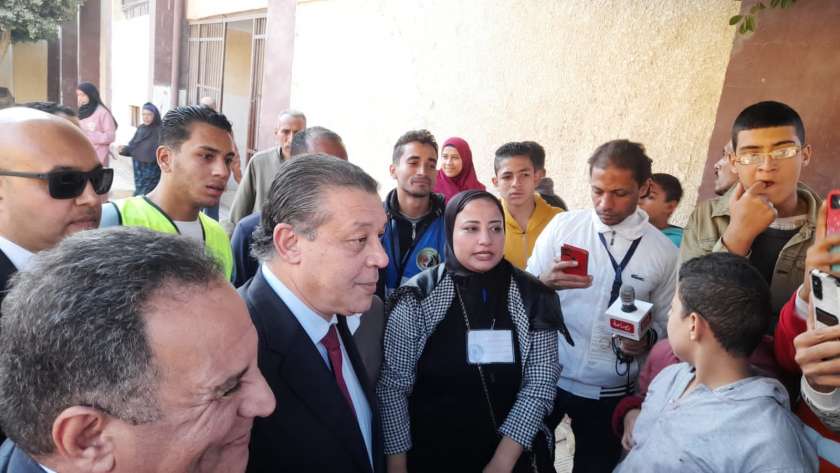 المرشح الرئاسي حازم عمر خلال جولته بمحافظة بني سويف