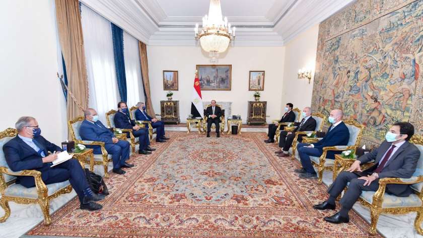 الرئيس عبد الفتاح السيسي خلال اللقاء