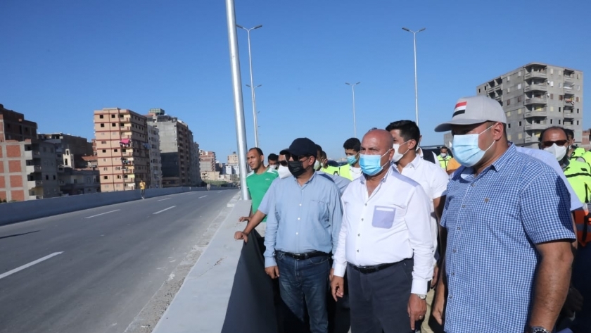 كامل الوزير، وزير النقل يتفقد تطوير أحد مشروعات الطرق في مصر