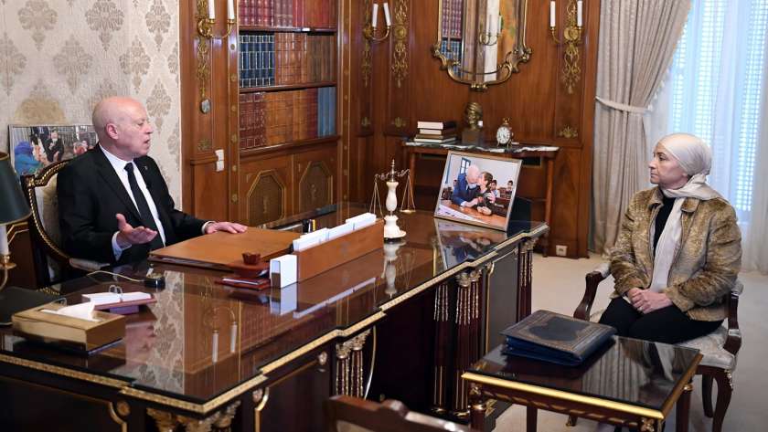 الرئيس التونسي خلال لقاءه بوزيرة العدل