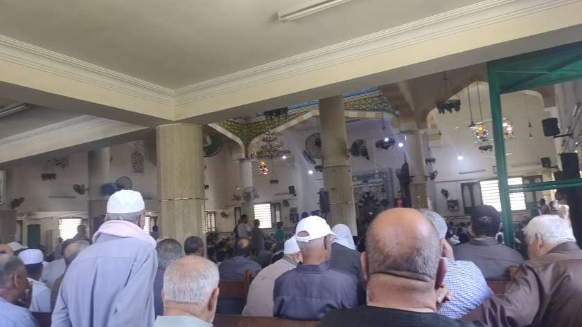 تشييع جنازة الأسطى من مسجد الرفاعى بالعريش