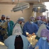 فريق هولندي يجري 10 عمليات بمستشفيات جامعة الزقازيق