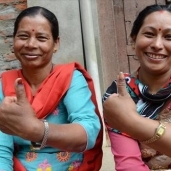 بالصور| النيباليون يصوتون في أول انتخابات محلية منذ 20 عاما