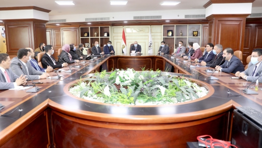  تفاصيل لقاء محافظ بني سويف مع أعضاء مجلسي النواب والشيوخ