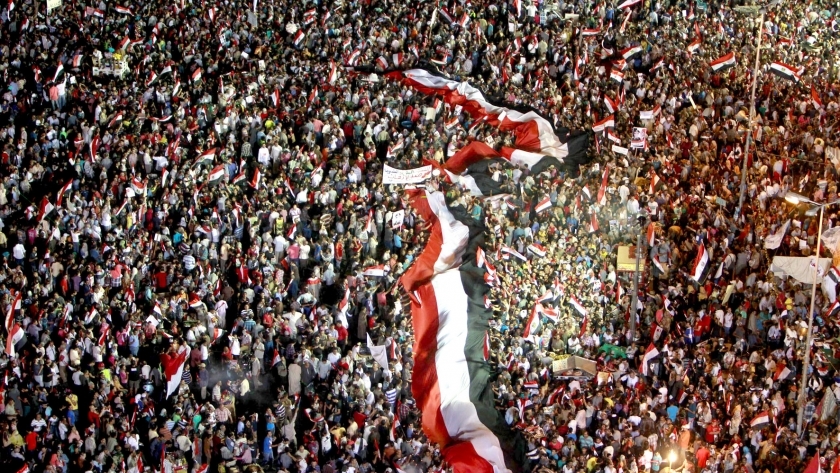 المصريون خرجوا فى مظاهرات عارمة لتفويض القوات المسلحة بمجابهة الإرهاب والتطرف «صورة أرشيفية»