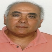 الدكتور كريم أبوالمجد، رئيس قسم جراحات الجهاز الهضمى وزراعة الأمعاء فى مستشفى كليفلاند الأمريكى
