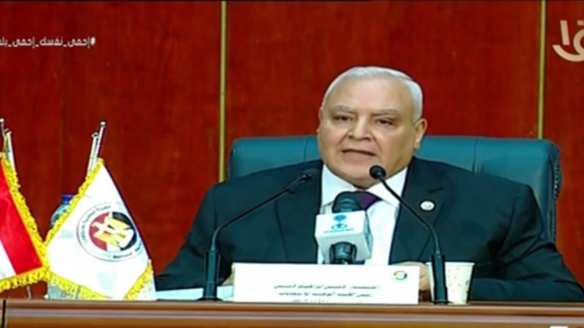 المستشار لاشين إبراهيم يعلن نتيجة انتخابات الشيوخ