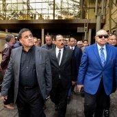 وفد من «نقل البرلمان» خلال زيارته لمحطة مصر