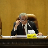 «مصيلحى» أثناء رئاسته اللجنة الاقتصادية بالبرلمان