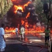محافظ أسوان يشكل لجنة لحصر خسائر حريق محطة وقود بإدفو
