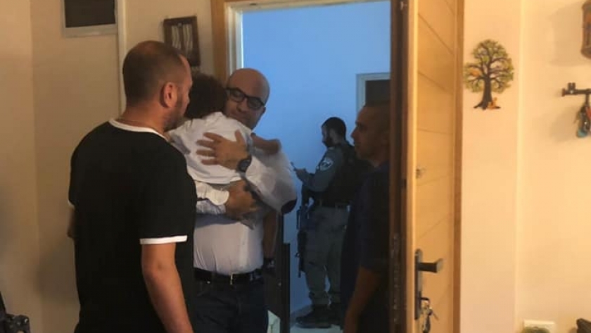 قوات الاحتلال تعتقل وزير شئون القدس فادي الهدمي